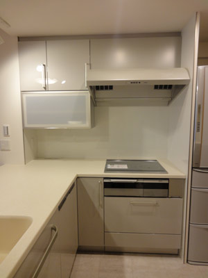 使い勝手の良い洗練されたキッチンへ